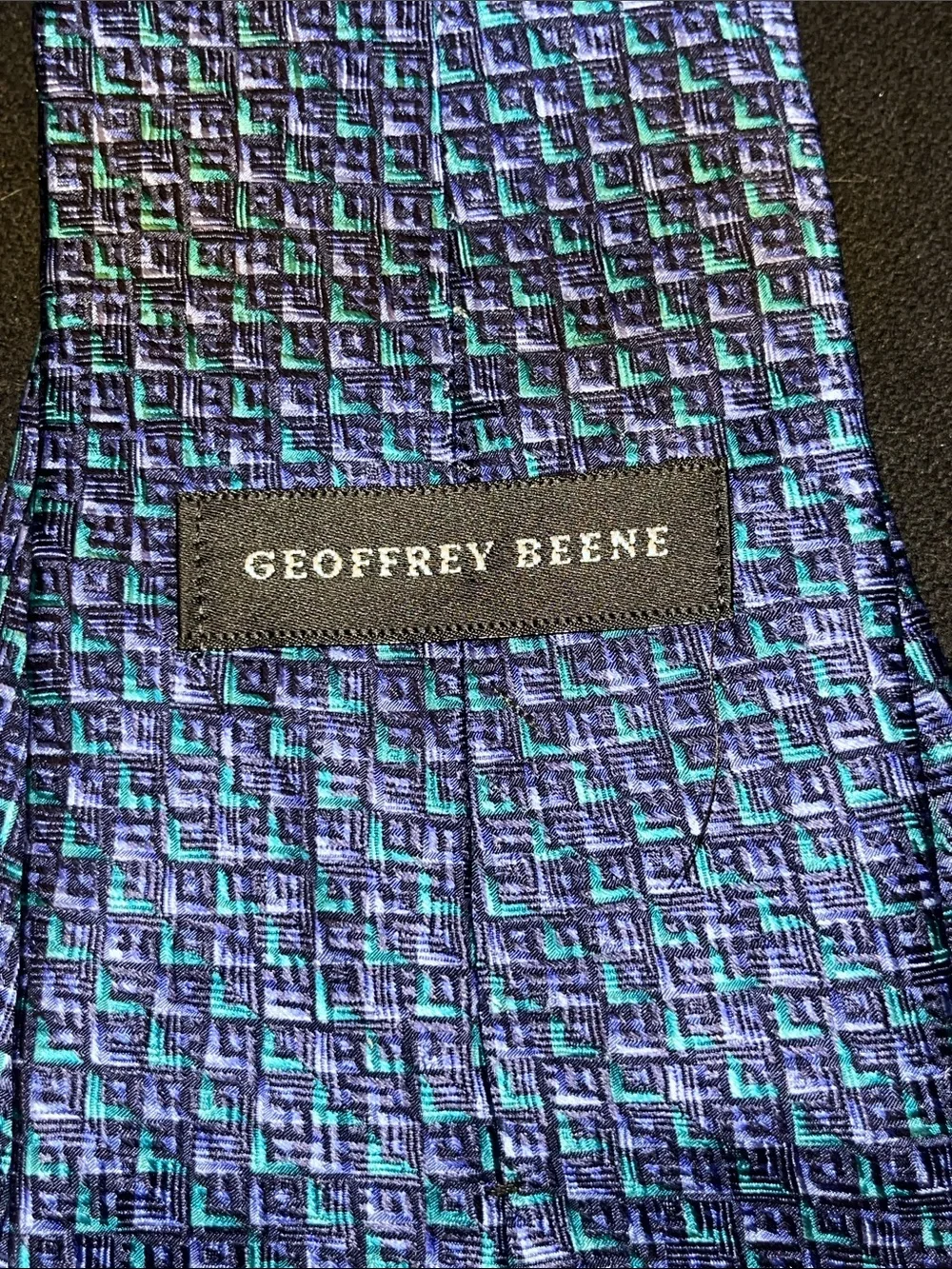 Geoffrey Beene Purple/Blue-Green Iridescent Micro-Pattern Silk Tie